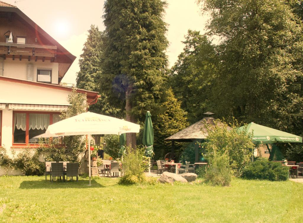 Hotel Enz Residenz Enzklösterle Esterno foto