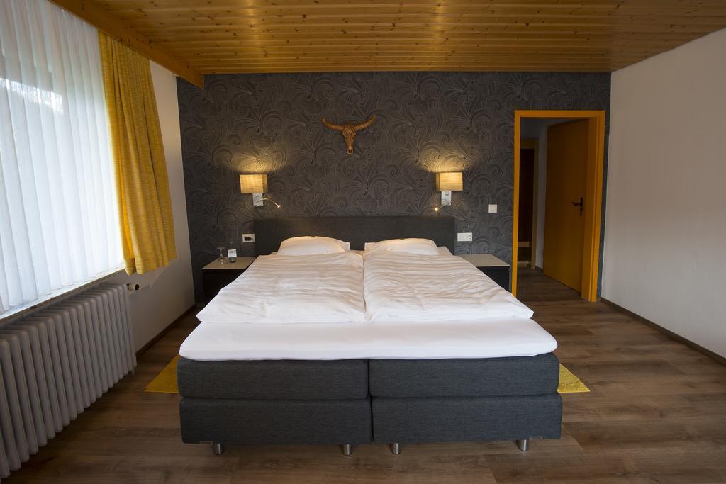 Hotel Enz Residenz Enzklösterle Esterno foto