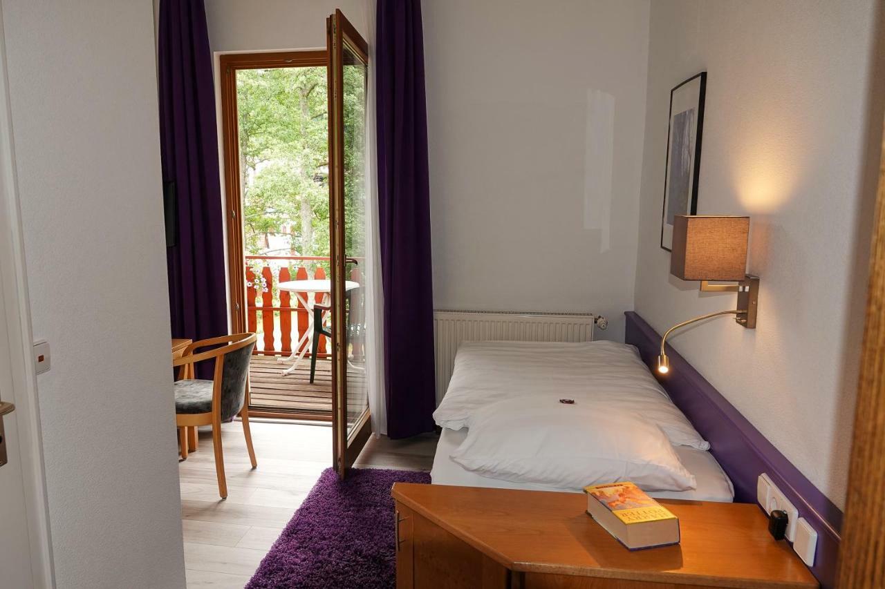 Hotel Enz Residenz Enzklösterle Esterno foto